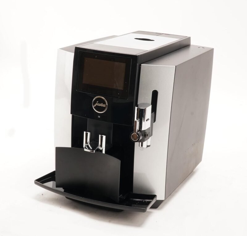Brew Barista-Quality Coffee at Home with the Jura S8 Automatic Coffee Machine!