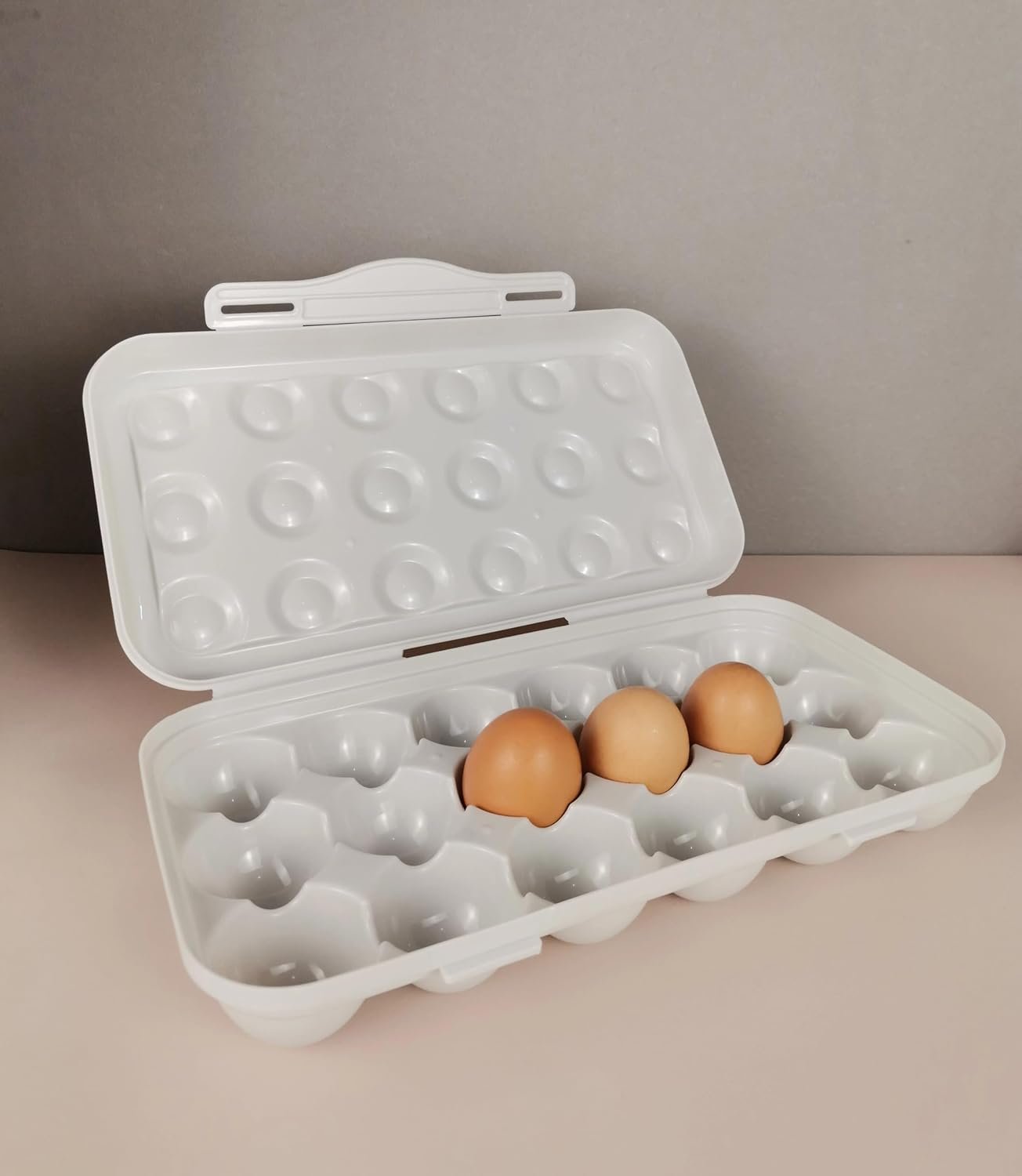 The Ultimate ZeQi Shatterproof Egg Carton: Portable, Durable, and Perfect for Your Next Adventure!
